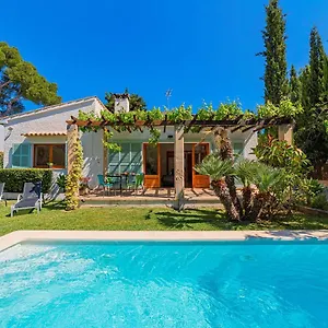 Villa Mir Ruth By Sealand, Port de Pollenca